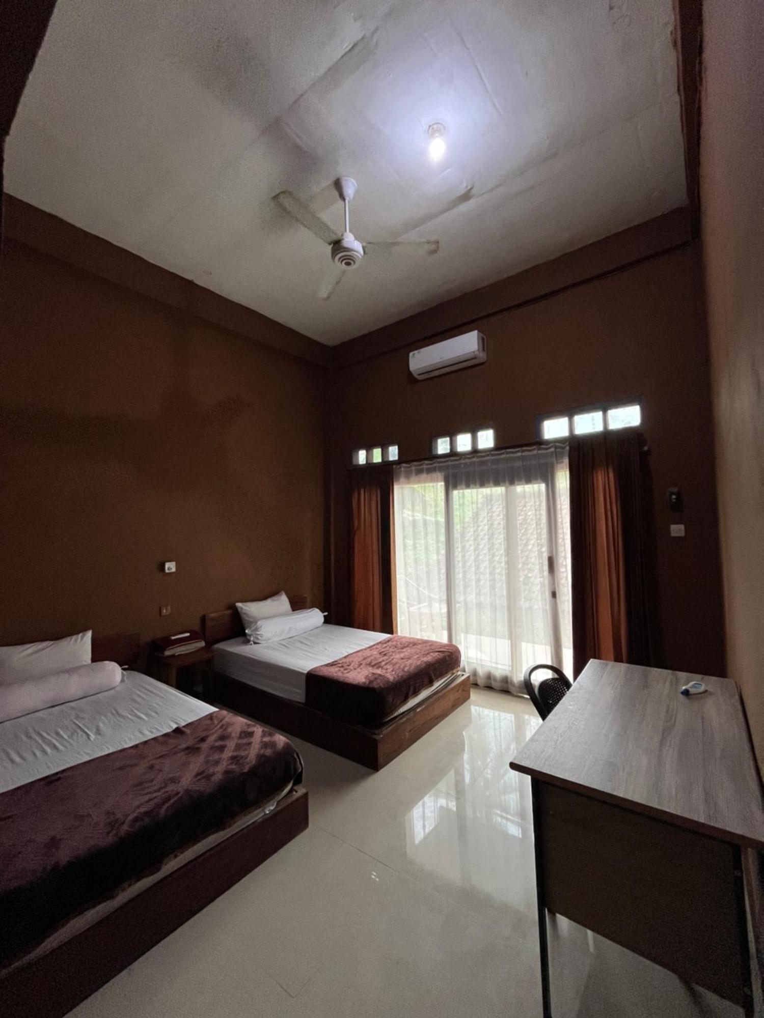 Fullmoon Homestay Kuta  Extérieur photo