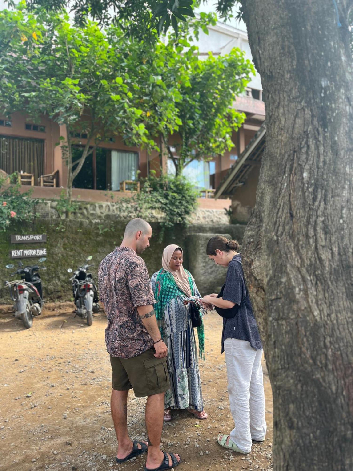 Fullmoon Homestay Kuta  Extérieur photo